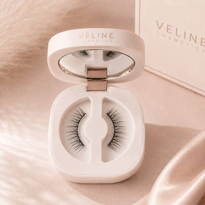 Veline Everyday Lash in case lifestyle – magnetic lash collection